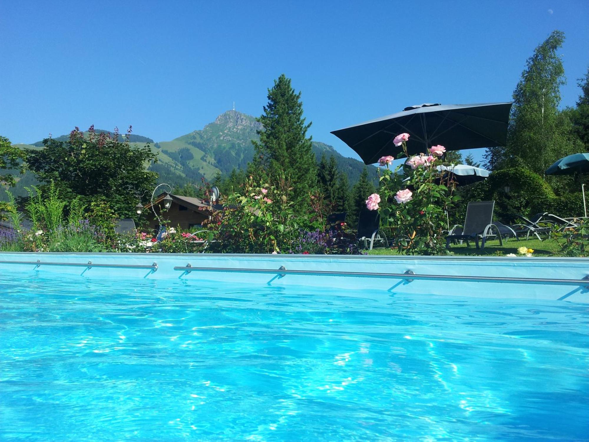 Gartenhotel Rosenhof Bei Kitzbuehel Оберндорф  Экстерьер фото